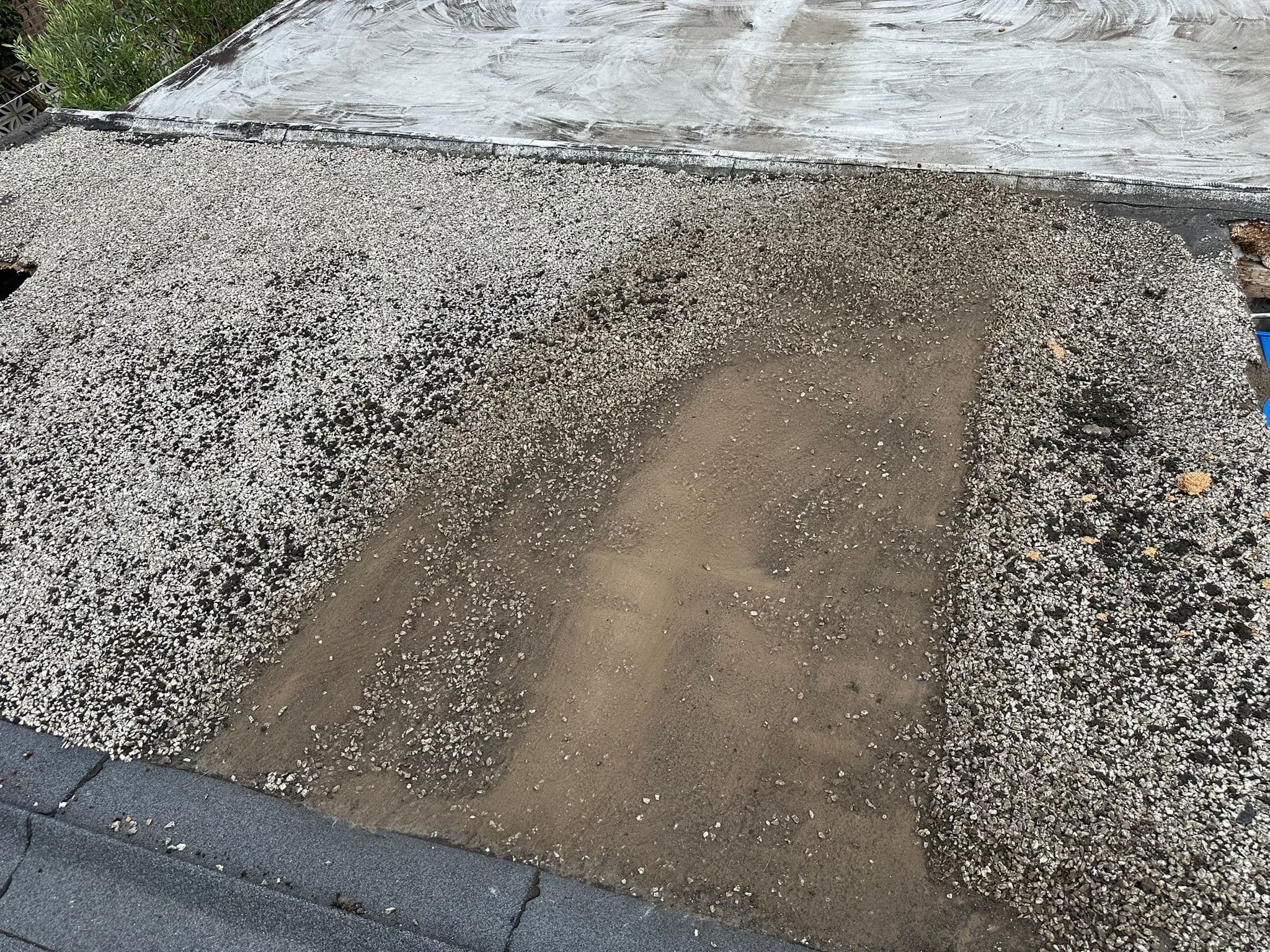 Gravel Roof Clearance